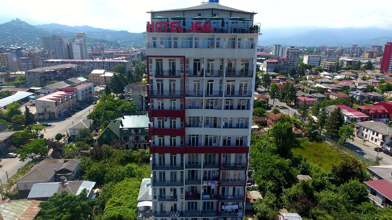 Hotel Jeal Batumi Kültér fotó