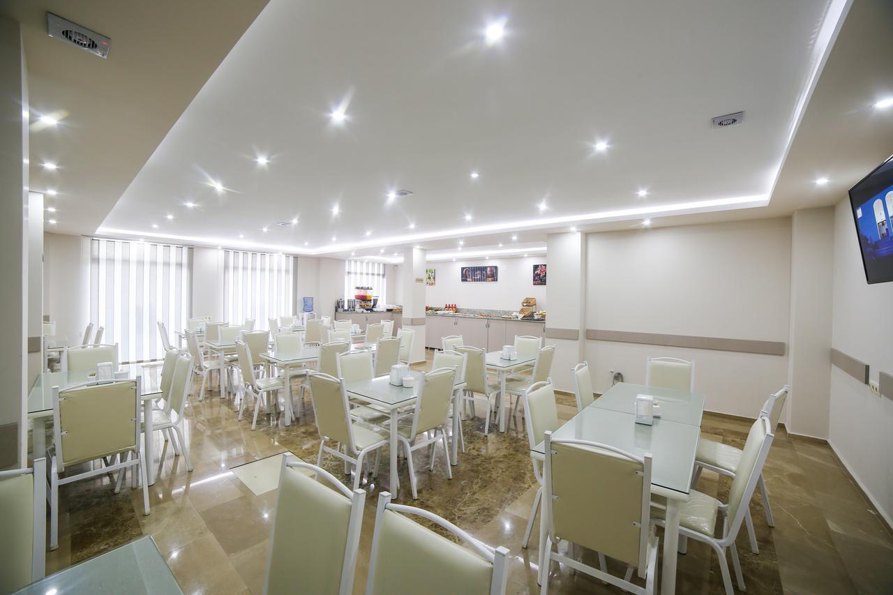 Hotel Jeal Batumi Kültér fotó